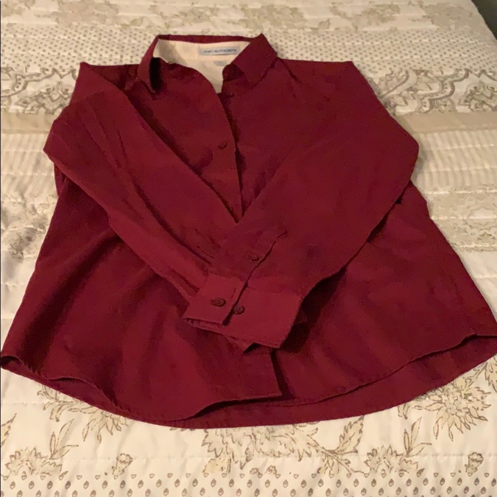 Button down size small - Picture 3 of 3